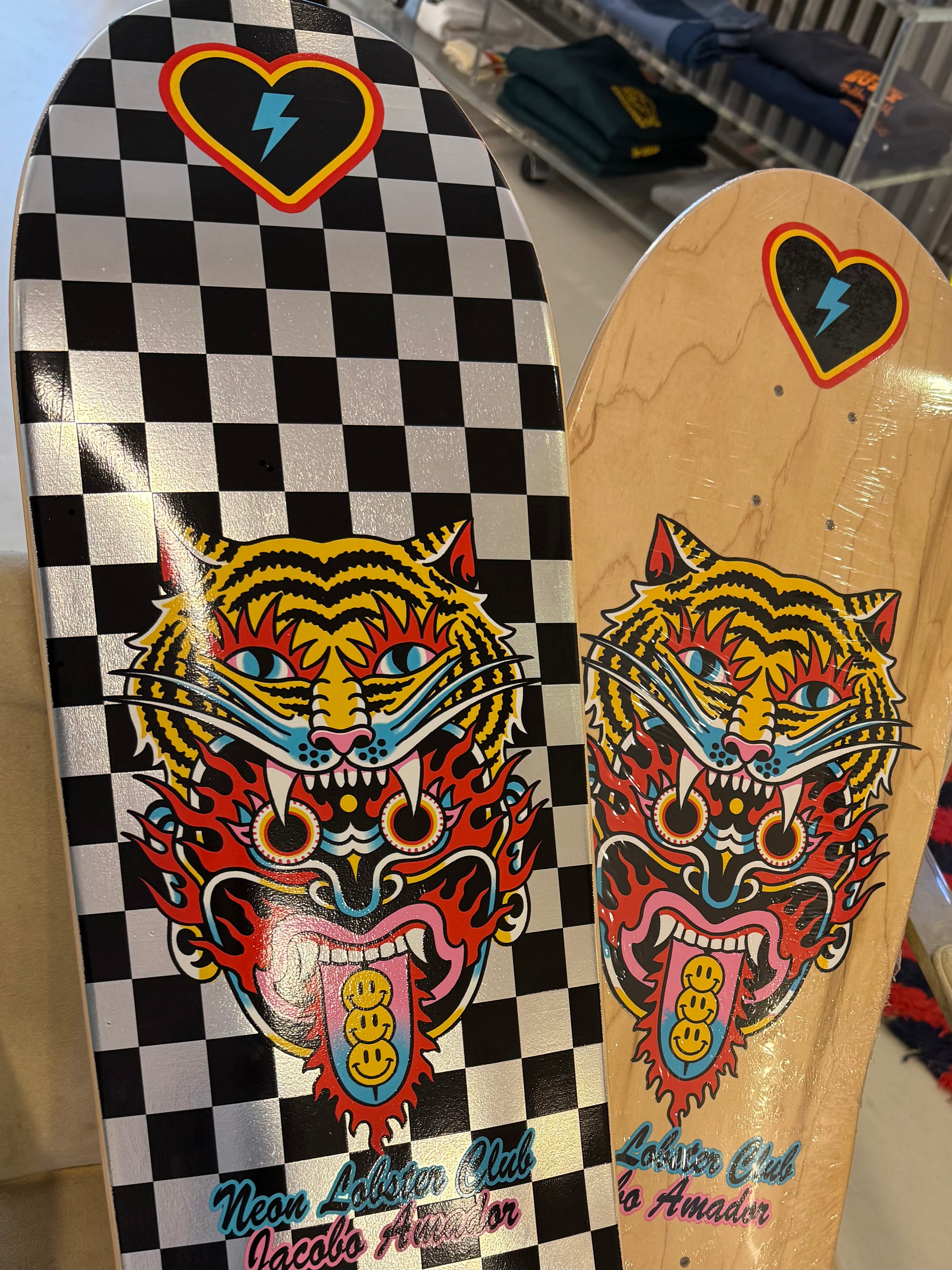 LIMITED SKATE DECK SILVER