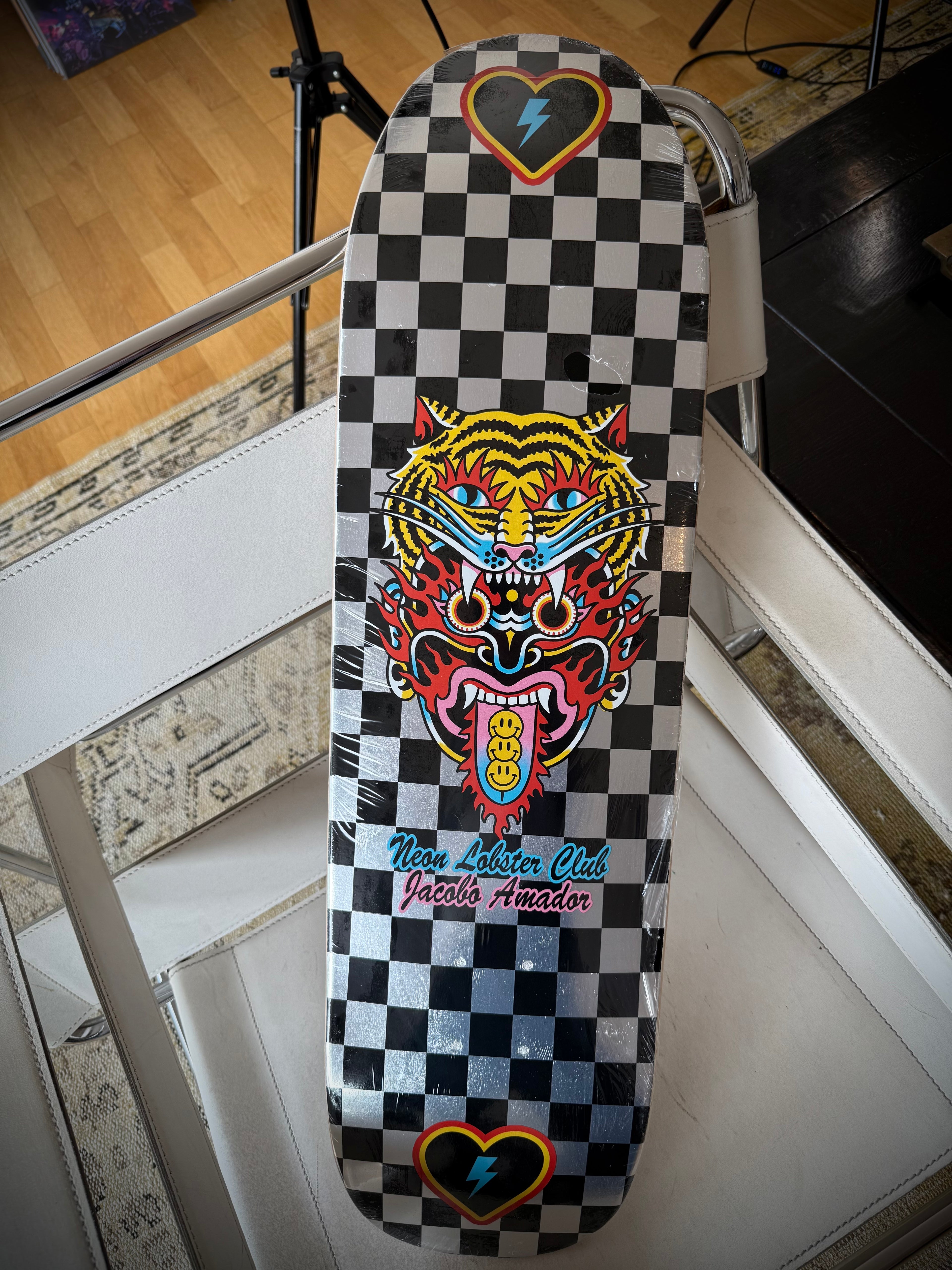 LIMITED SKATE DECK SILVER